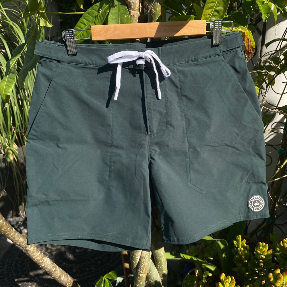Aether Apparel Mens Forest Green High-end Technical Shorts Size 34 MX2328 AS23